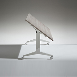 Flip folding table 翻转折叠桌   LAMM星空体育品牌